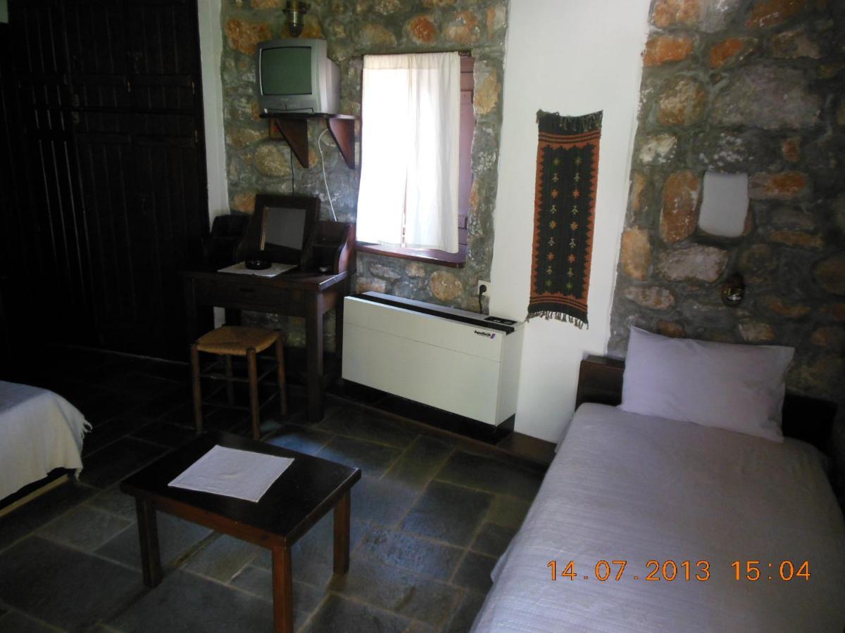 Tsitsiris Castle Hotel Stavrion ภายนอก รูปภาพ